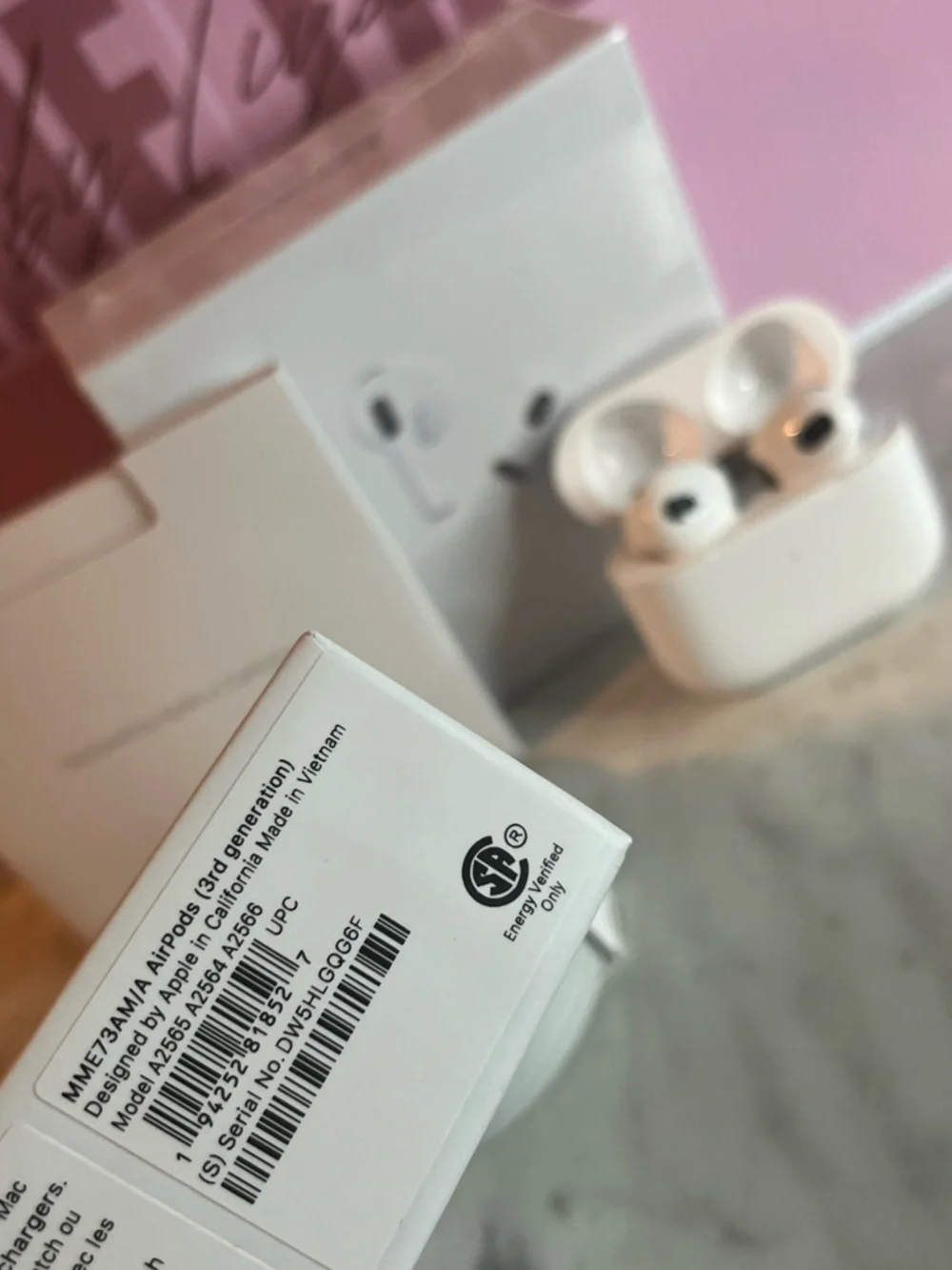 Apple AirPods Gen3 (White) with Wireless Charging Case